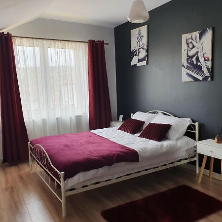 Edith'S House Турда Екстер'єр фото