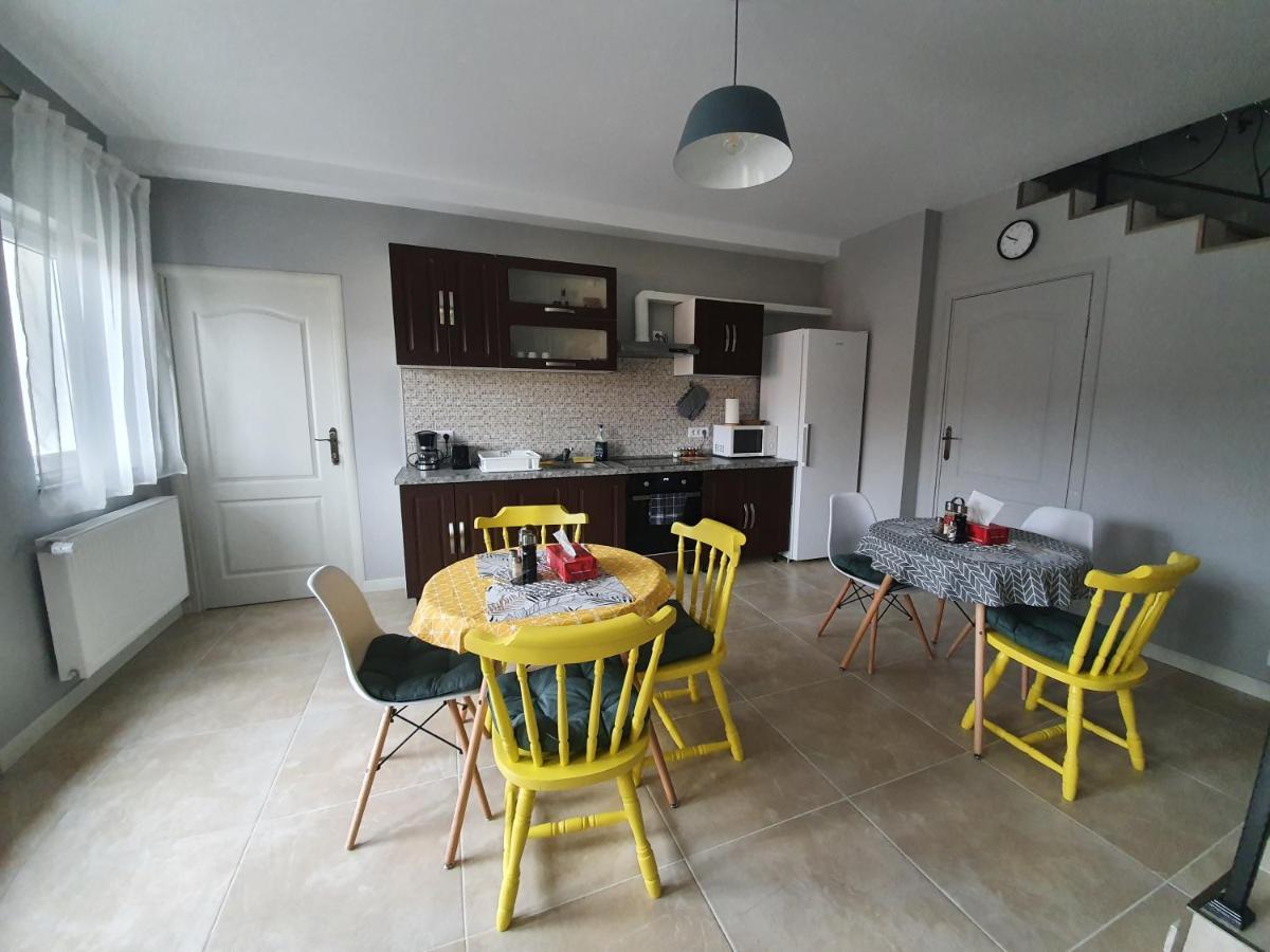 Edith'S House Турда Екстер'єр фото