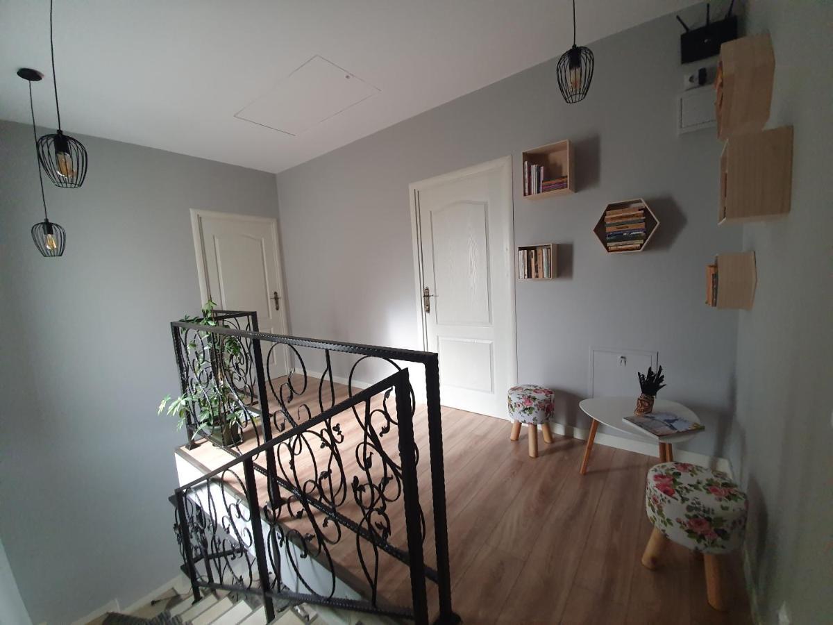 Edith'S House Турда Екстер'єр фото