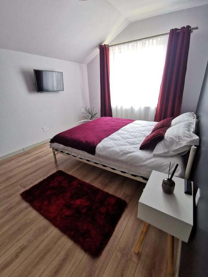 Edith'S House Турда Екстер'єр фото